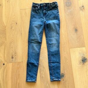 Abercombie & Fitch Skinny Jeans, 27 (4L)